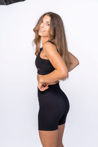 Aurora- Ribbed V-Neck Crop